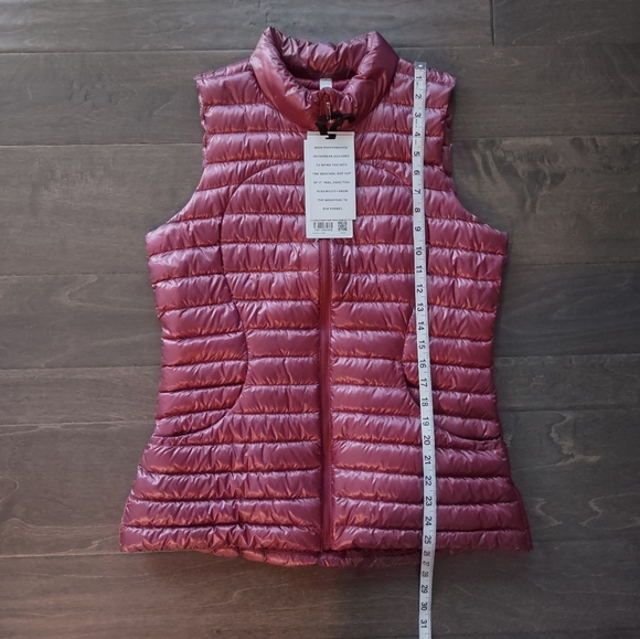 Lululemon Pack It Down Vest Shine Chianti NWT - Picture 14 of 14